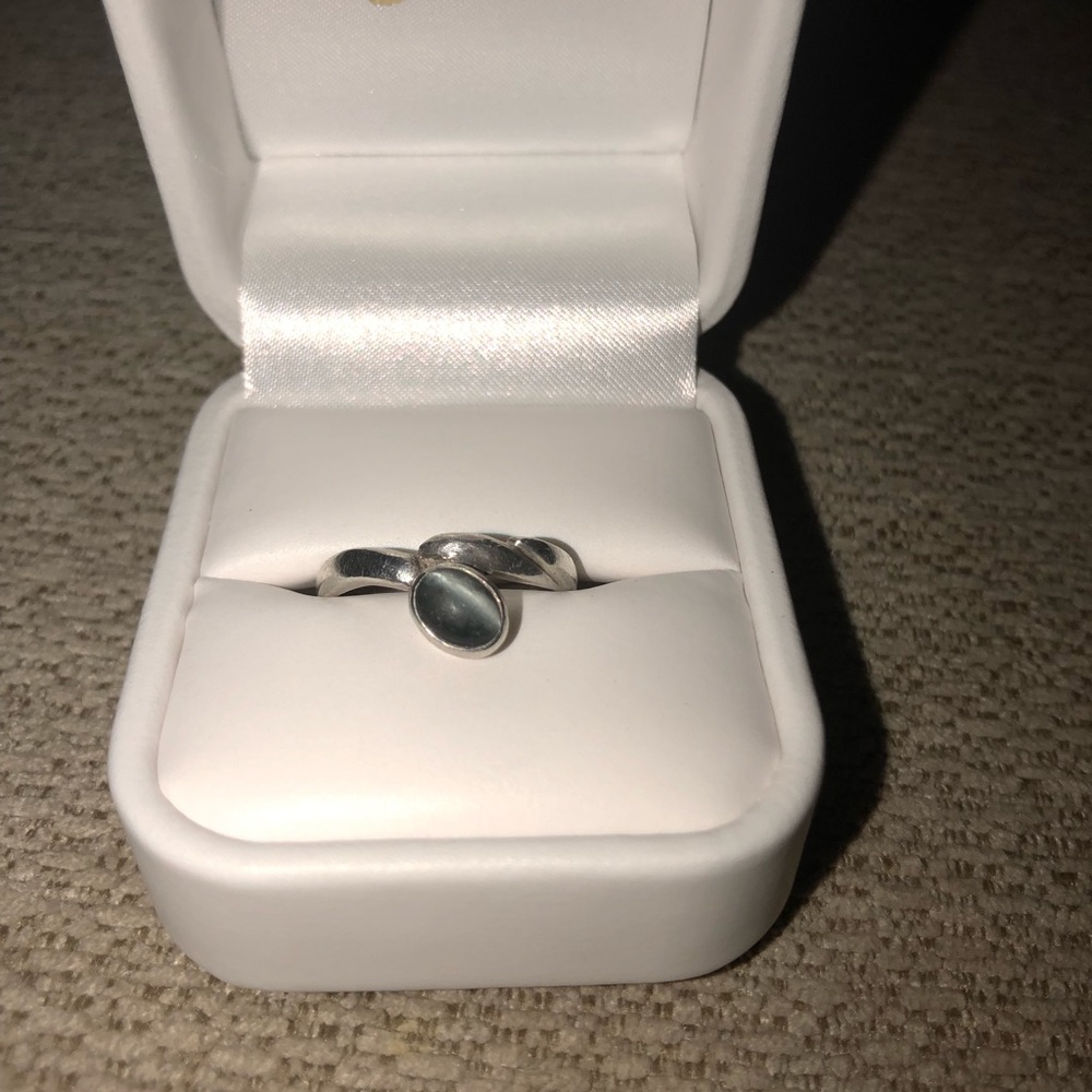 Cat’s eye agate in sterling silver ring